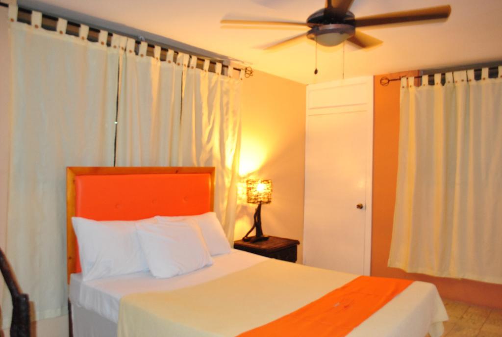 Hotel Imperial Cap-Haitien Exterior photo
